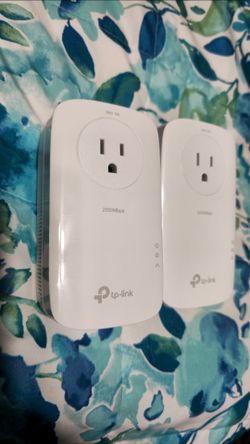 TP-LINK TL-PA9020P 2000Mbps 2 port Gigabit pass-through powerline