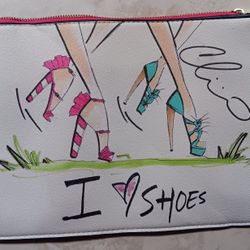 I Love Shoes Cosmetic Bag Gold Interior