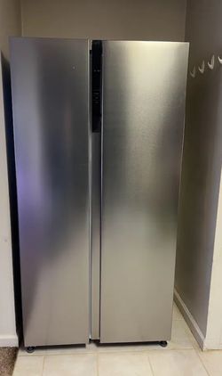 Frigidaire - 21.4 Cu. Ft. Side-by-Side Counter-Depth Refrigerator with Fresh Storage Crispers Drawer