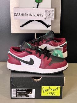 Jordan 1 Low SE Dark Beetroot Roma Green (GS) Size 5.5y  7y Meet Ups at Durango Casino 🎰