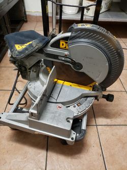 Dewalt 12inch Metric Saw