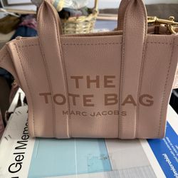 Gently Use Authentic MK Small Tote 