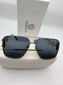 Aviator Sunglasses with Case
