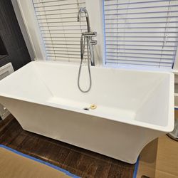 Rectangular Vessel Bathtub For Sale