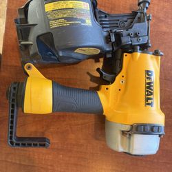 Dewalt Pneumatic 15-Degree Coil Corded Siding/Fencing Nailer.