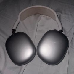 AirPod maxs