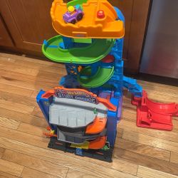 Little People Car Ramp And Hotwheels Garage 