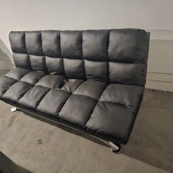 Black Futon
