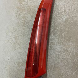 2003 2004 2005 2006 Volvo XC90 Upper Right Tail Light OEM (contact info removed)1