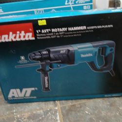 Makita New 1" Rotary Hammer 