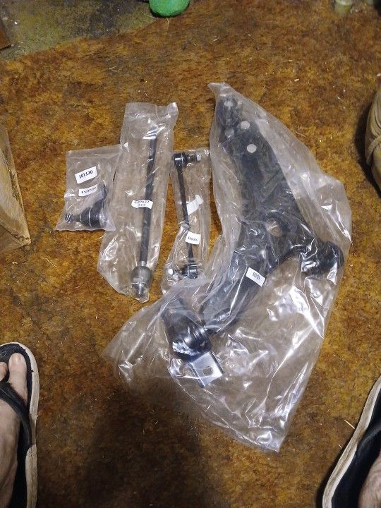 2004-2011 Ford Focus Right Front Supension Kit