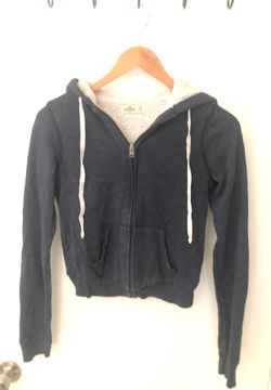 Hollister fleece jacket XS