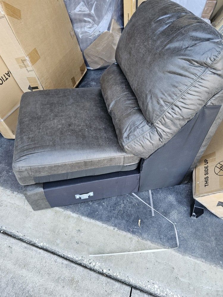 Armless Sofa Seat Bladen Collection