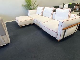 WHITE 4PC LIVING ROOM SET + OTTOMAN