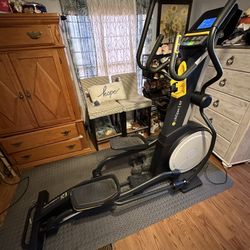 Lifespan Fitness E2i Elliptical 