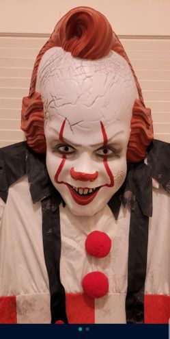 Pennywise Jumpsuit and Mask Halloween Costume