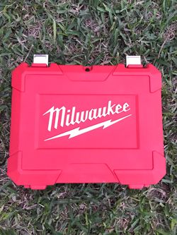 Milwaukee case for drills
