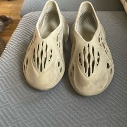 Yeezy Foam Runners