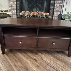 TV Stand/media Cabinet