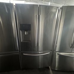 Samsung French Door Stainless Steel Fridge We Deliver And Install👨🏻‍🔧