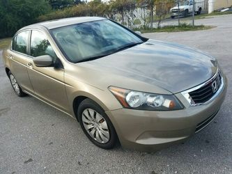 2009 Honda Accord con 61,000 miles con$ 1900 down payment