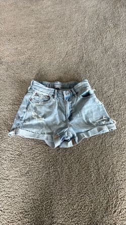 Light blue jorts size six