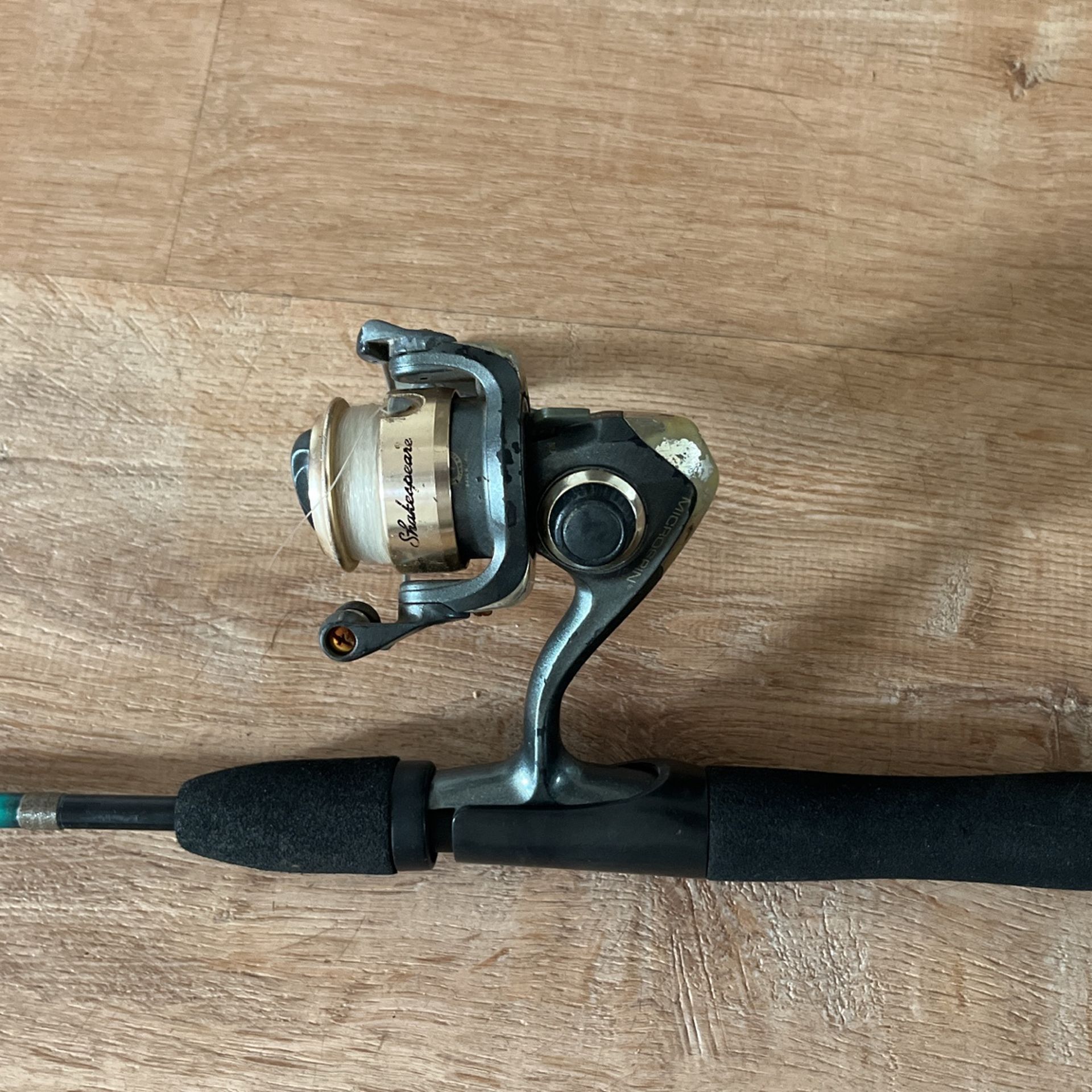 Shakespeare Microspin Combo 4 F Rod
