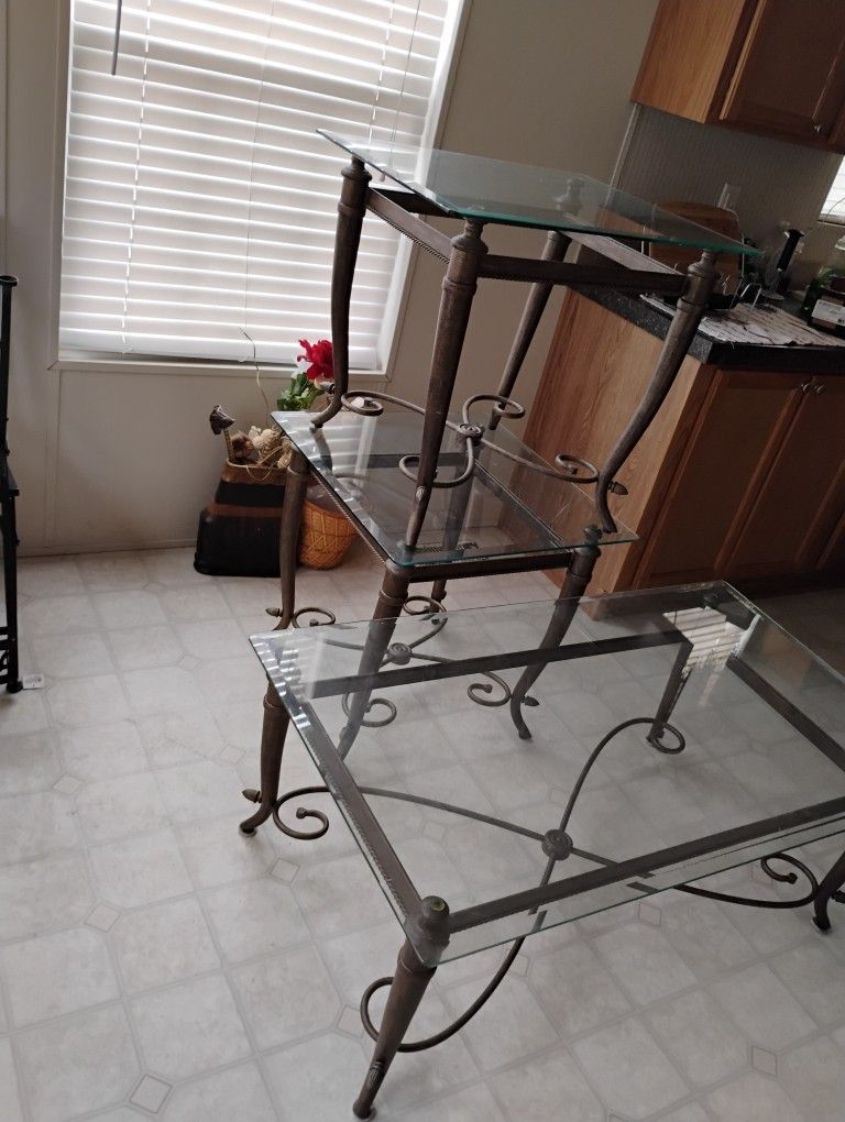 3 Piece , Coffee Table, 2 End Tables
