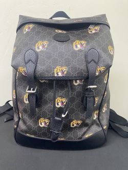 GUCCI Tiger GG Supreme Backpack