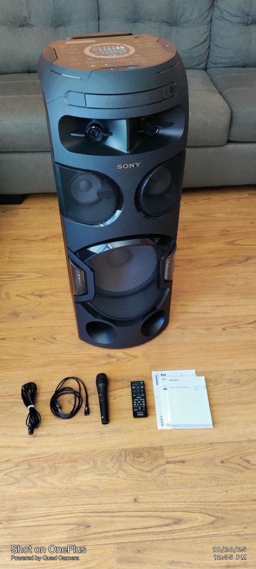 Sony MCH-V71 Home Audio System.