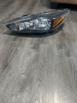 Ford Focus 2015-2018 Headlight