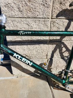 Klein vintage mountain bike frame and original peperoni forks