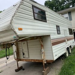 5th Wheel Rv 