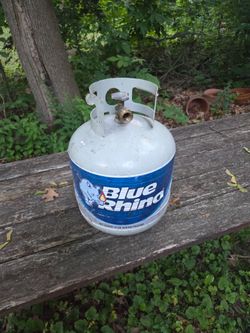 EMPTY propane tank $10