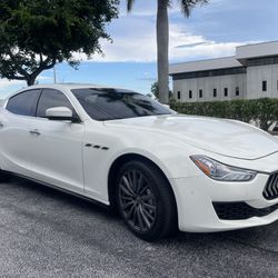 2018 Maserati Ghibli 4dr Sedan