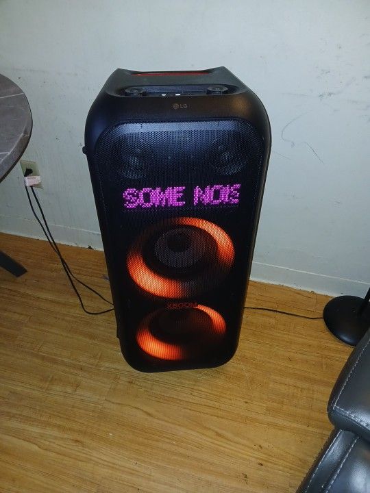 LG Bluetooth Speaker Very Loud Good Bass