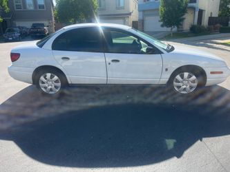 2001 Saturn S-series 4D