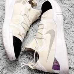 Size 13.5 Men's Nike ID Kobe AD Exodus White Black Chrome AQ3740-991.
