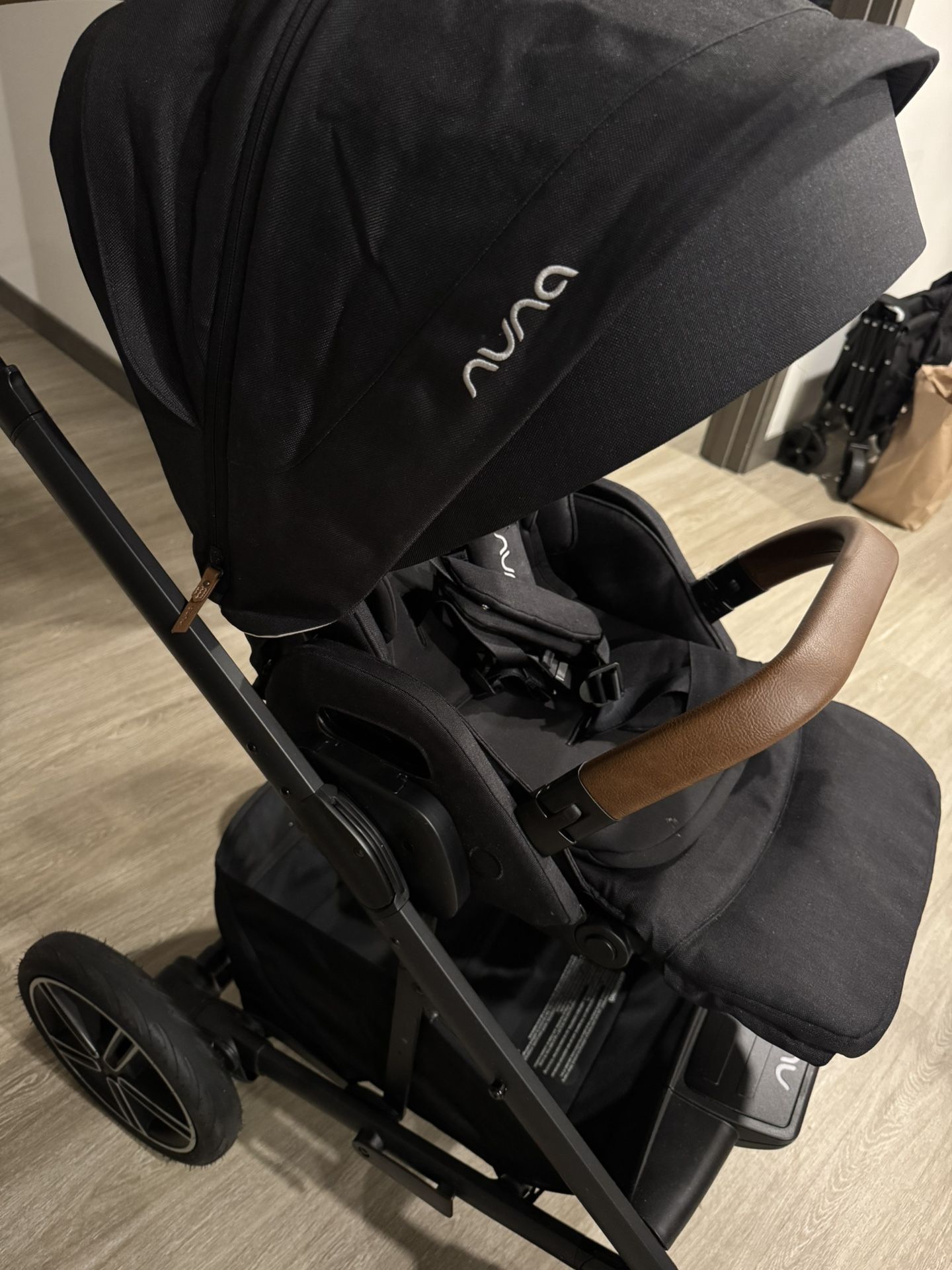 Nuna Mixx 2023