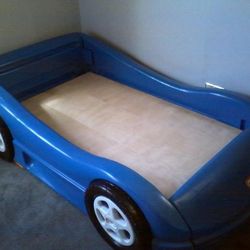 Little Tykes Racecar Toddler Bed