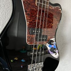 Squire Bass 