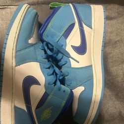 Jordan 1 Mid SE Sprite Dark Powder 