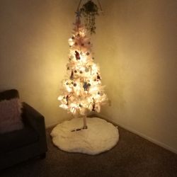 Baby Pink Tree , Dresser Small And Larger 