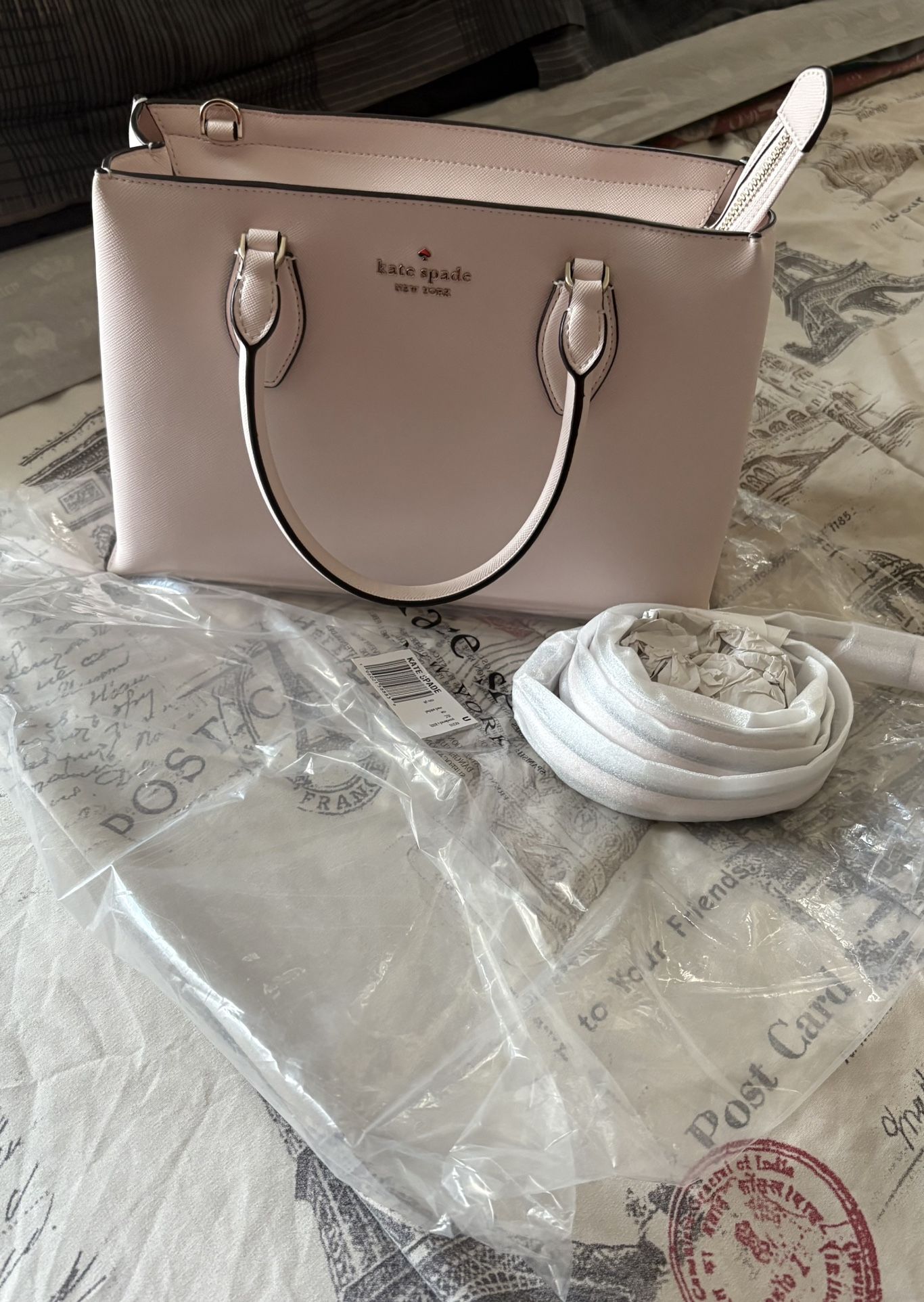 Brand New pink Kate Spade Purse