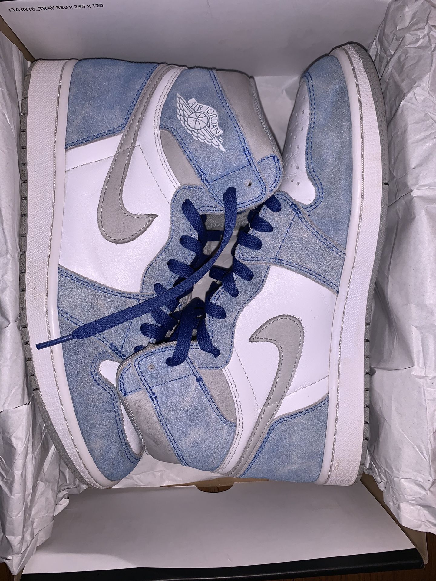 Jordan 1 Hyper Royal Size 10.5