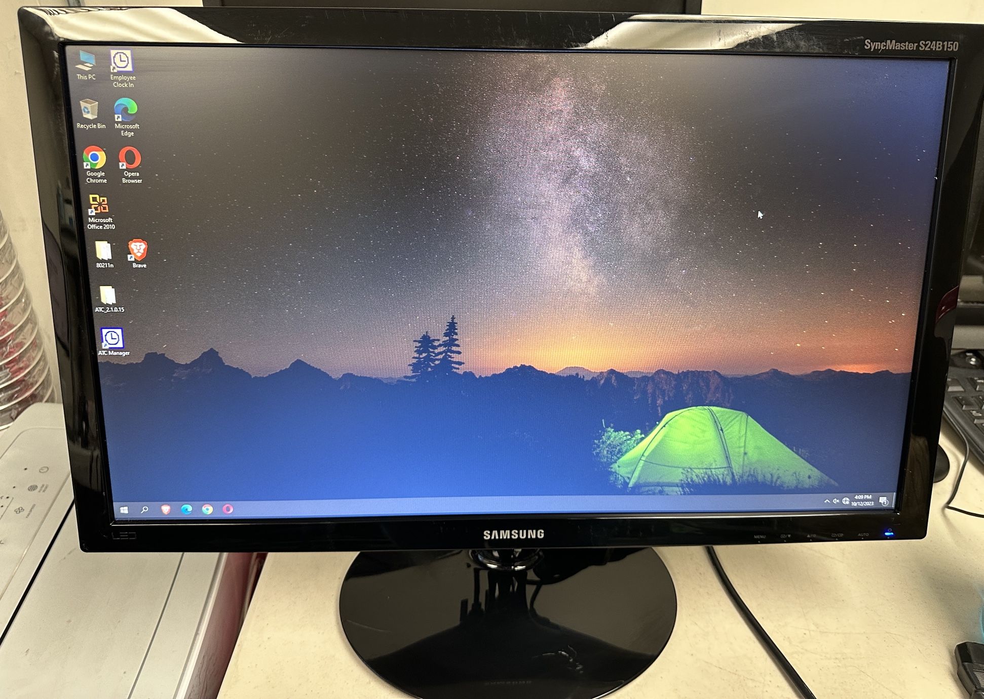 Samsung Syncmaster S24B150 24" Widescreen LCD Screen Monitor VGA With Stand & Power Cable