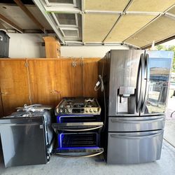 LG KITCHEN APPLIANCE SET 