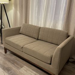 Pequeños Sillón Para Dos Personas, Muy Cómodo Con Muy Poco Uso