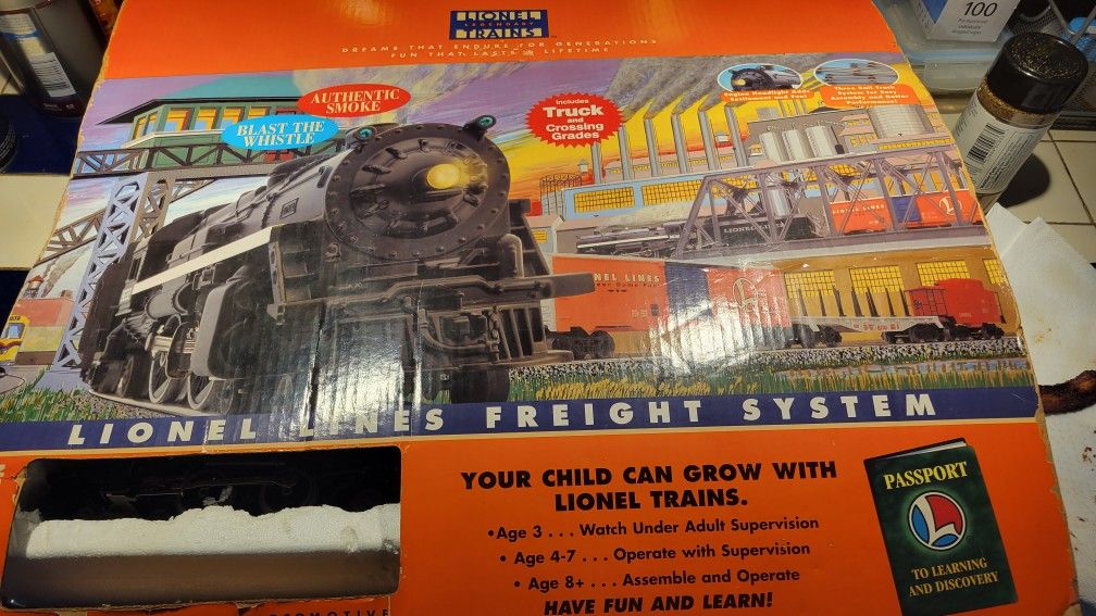Lionel Train Set.