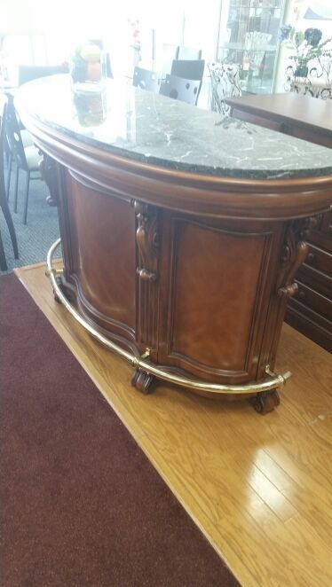 Pulaski Edwardian home bar